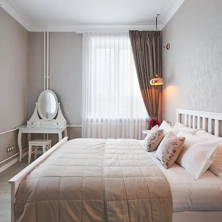 Apartament Квартира В Минске, Проспект Независимости 43 Mińsk