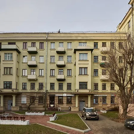 Квартира В Минске, Проспект Независимости 43 Mińsk